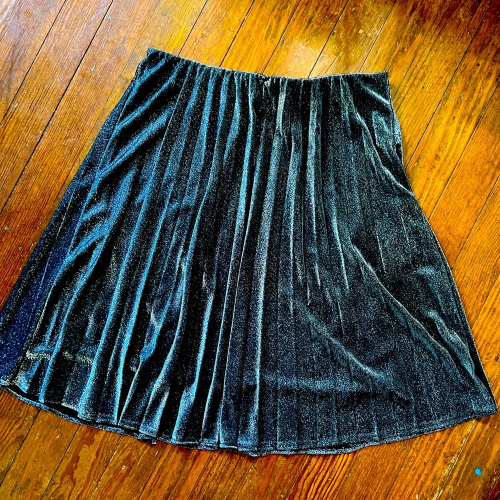 Shimmer Pleated Skirt